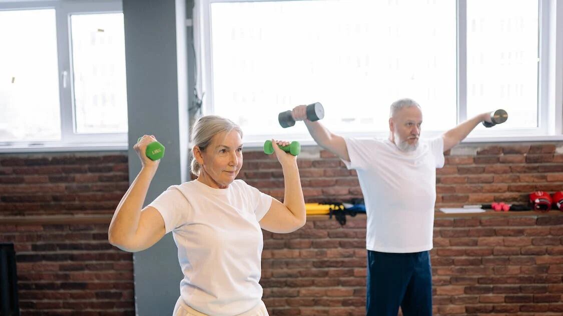 Palestra per gli over 60, ecco come allenarsi