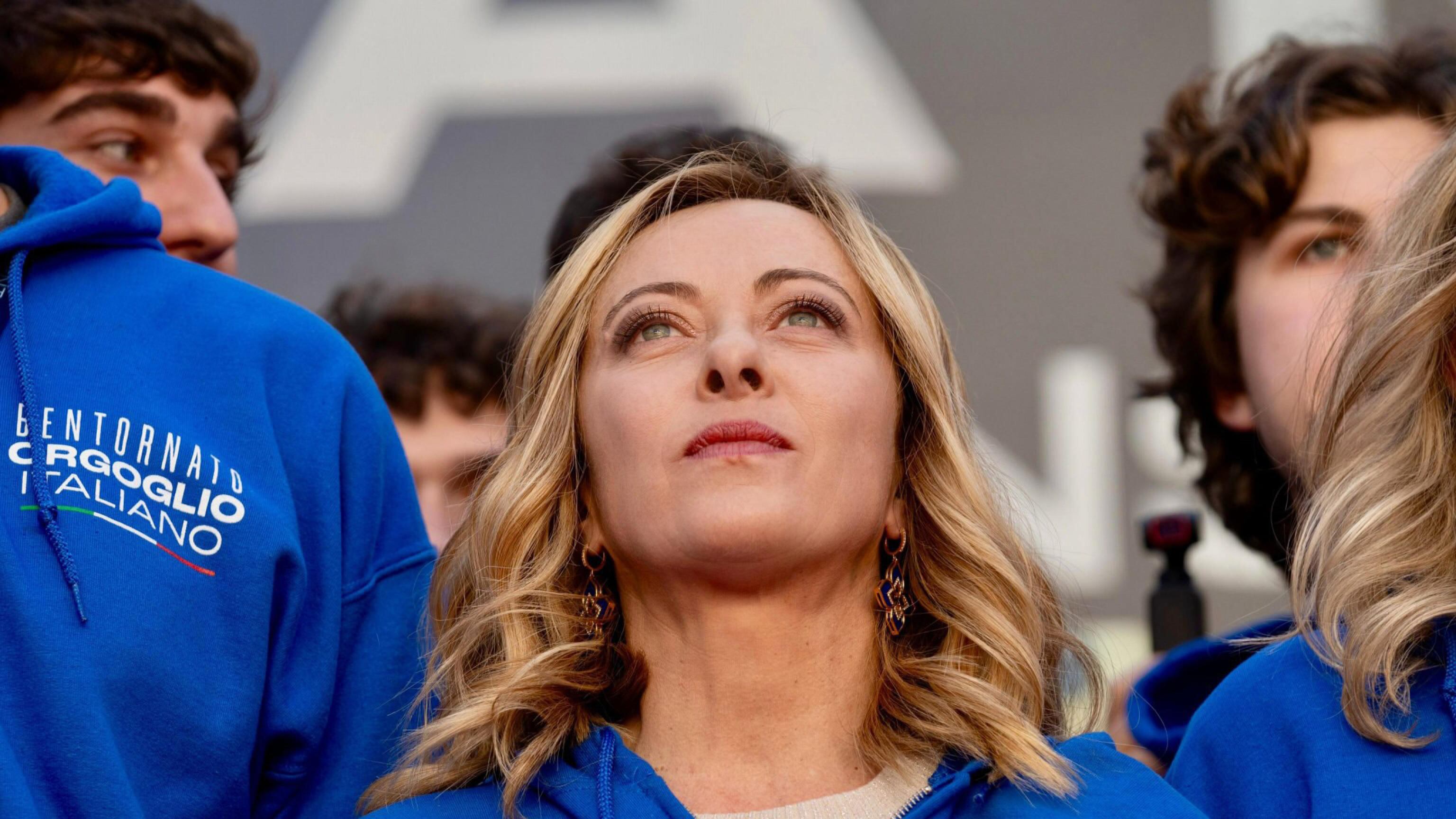 L’assedio che teme Meloni, Ferragni fa la vittima e Pellegrini: quindi, oggi…