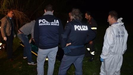 Bimbo morto, il Paese sotto choc teme l'orco