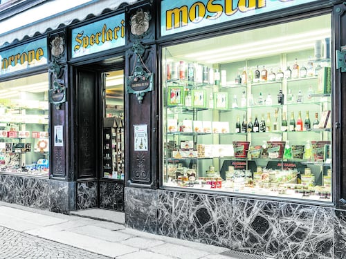 Lombardia culla dell'artigianato: qui il Natale splende di tradizione
