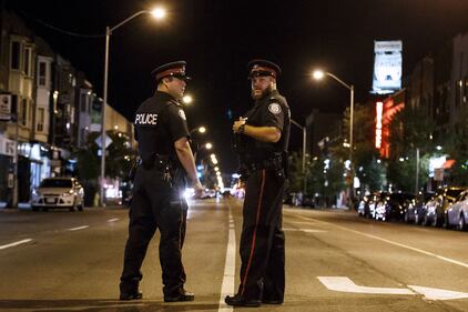 Canada, spari in strada a Toronto 7