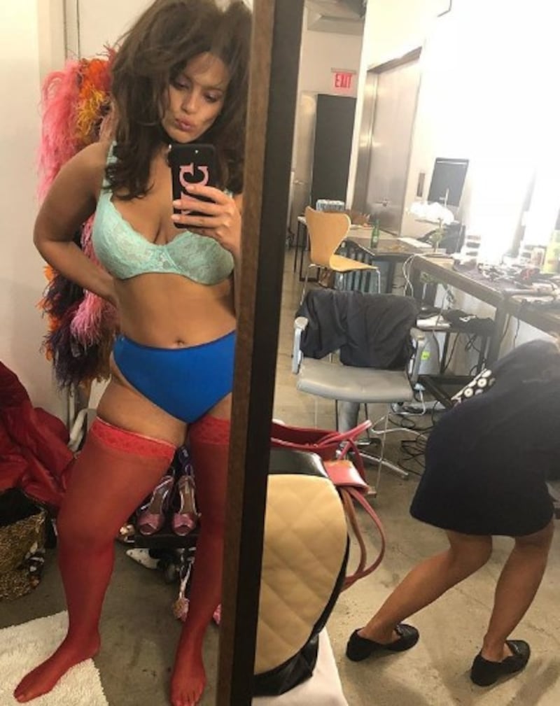 Ashley Graham, le immagini più sensuali 5