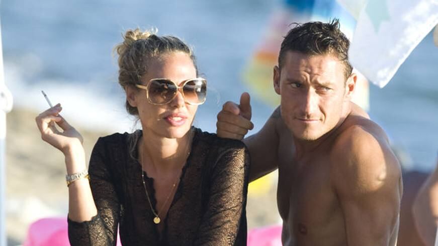 Francesco Totti, in arrivo una serie tv insieme alla moglie Ilary Blasi