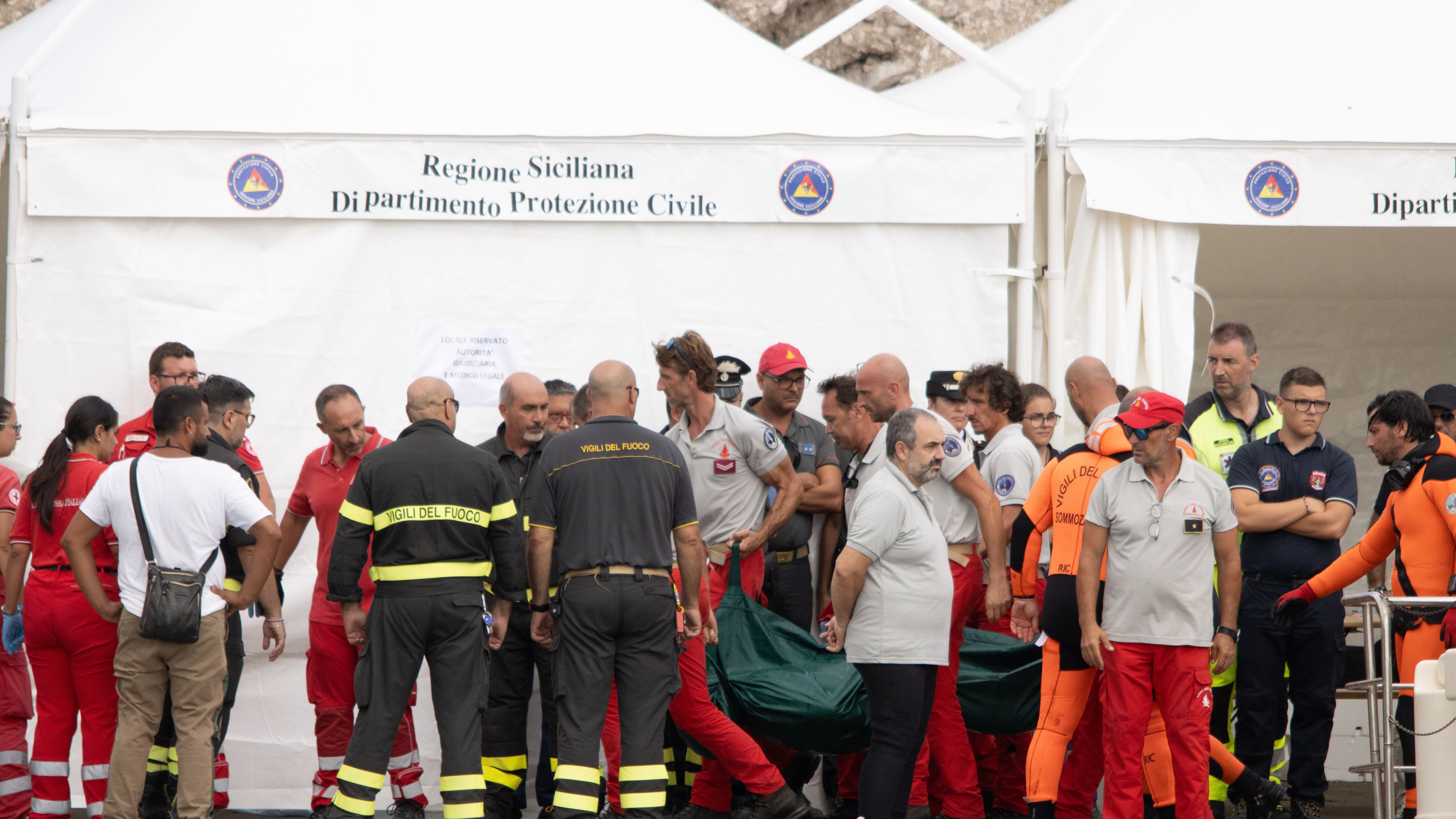 Naufragio di Palermo, gli 8 punti: la tempesta improvvisa, lo yacht affondato di poppa, le bolle d'aria in cabina