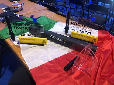 Razzo Pixys - Politecnico di Milano: primo posto all'European Rocketry Challenge 6