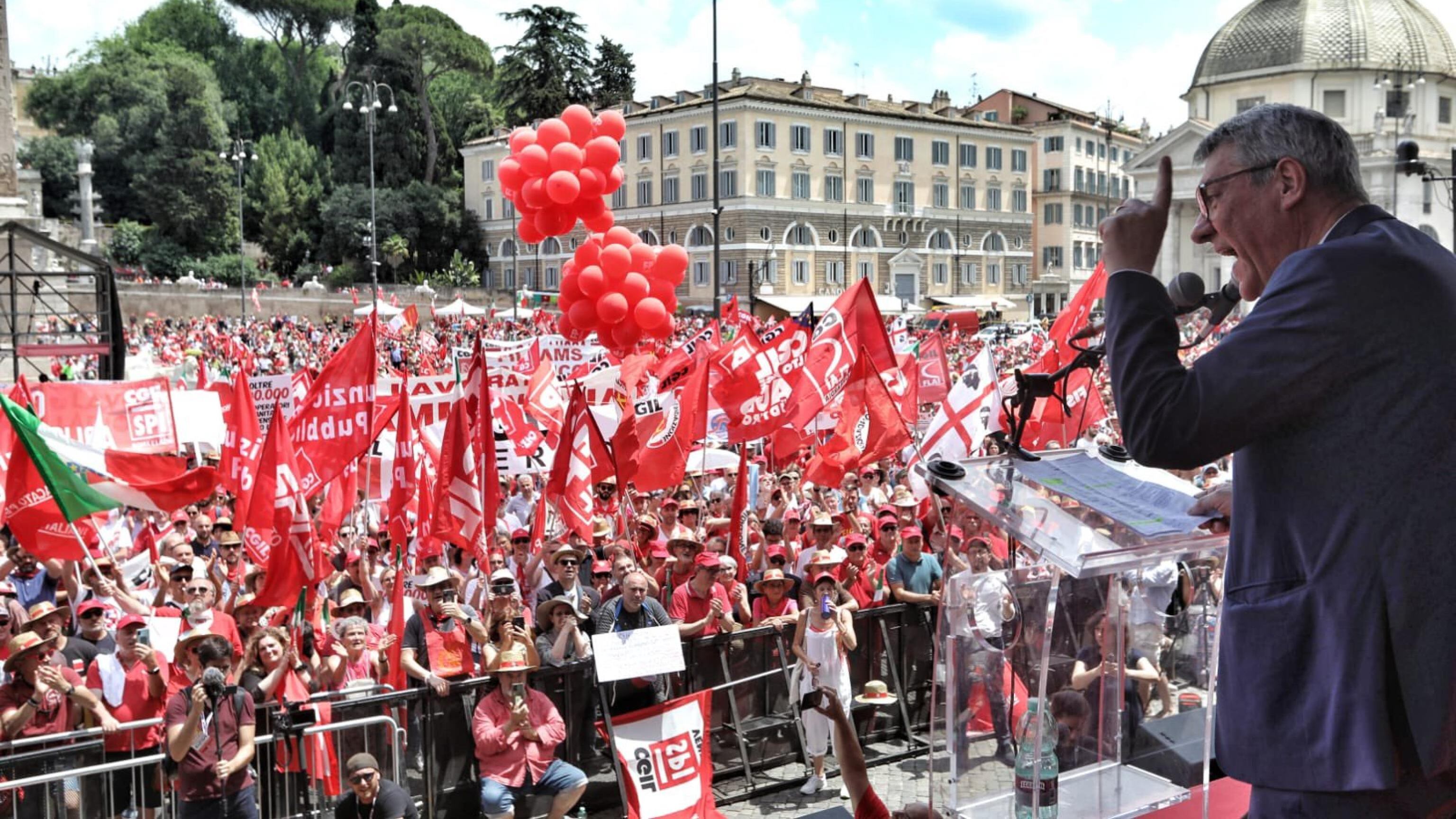 "Usa la Cgil per farsi eleggere". Quel sospetto sulle mosse di Landini