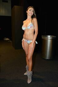 Cecilia Capriotti, seno hot sui social 16