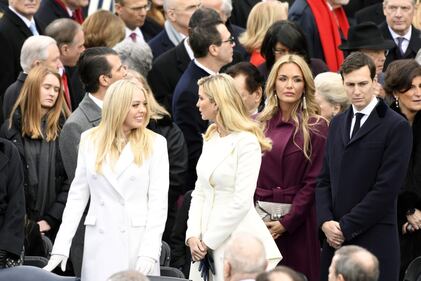 Melania e Ivanka Trump: moglie e figlia del presidente 22
