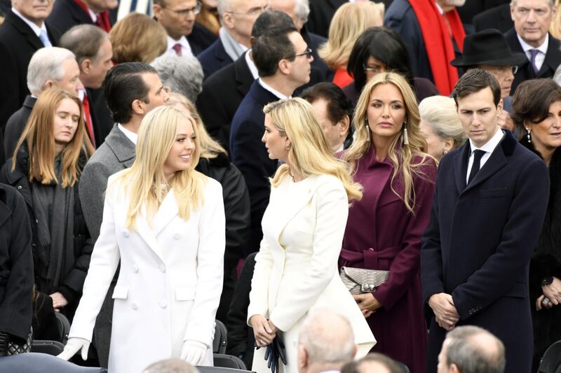 Melania e Ivanka Trump: moglie e figlia del presidente 22