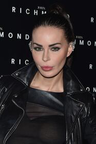 Nina Moric, foto hot con il fidanzato per il Fertility Day 23