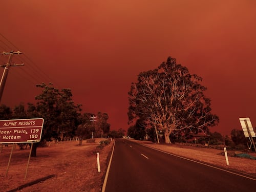 L'Australia è in ginocchio: almeno 23 morti in roghi