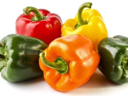 I diversi colori dei peperoni: ecco quali sono dei doppioni