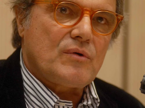 Cos’è l’amiloidosi di cui soffre Oliviero Toscani