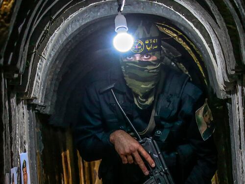 Ostaggi nascosti nei tunnel: i segreti della rete sotterranea di Hamas a Gaza