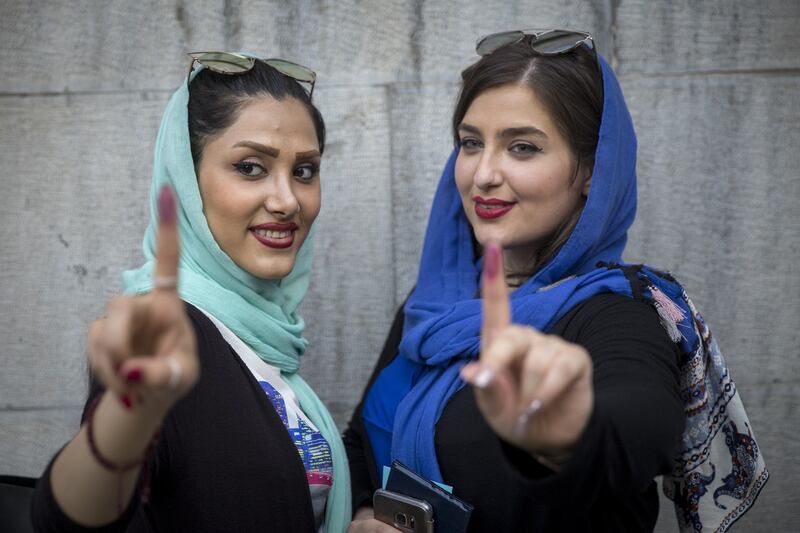 L'Iran al voto per scegliere il prossimo presidente 9
