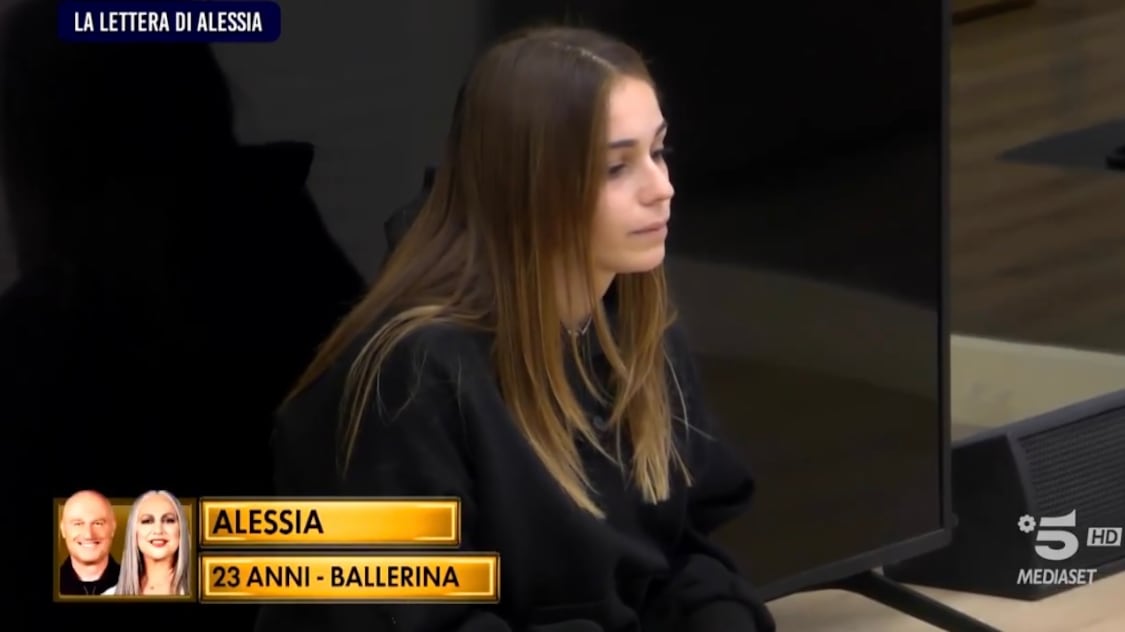 "Peggiore distruttrice di me stessa...". Le lacrime della concorrente di Amici
