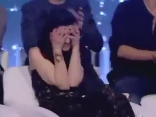 Amici, boom di ascolti. Ma su Twitter polemica per il playback