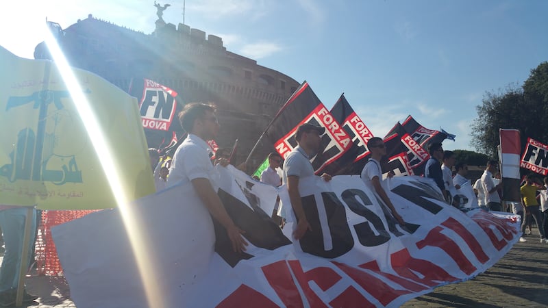 Il corteo di Forza Nuova contro l'Isis e i suoi finanziatori 7
