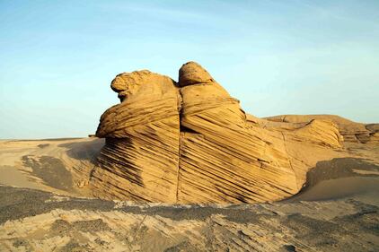 Xinjiang, lo spettacolo mozzafiato del deserto cinese 1