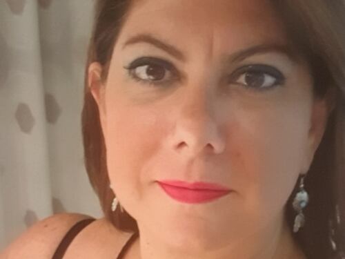 La consigliera campana "arruola" medico nel Pd: scoppia la bufera