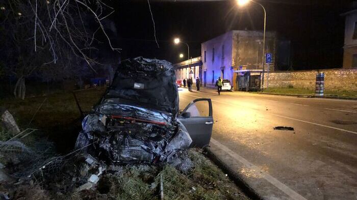 Ubriaco e senza patente, straniero falcia e ammazza un 36enne