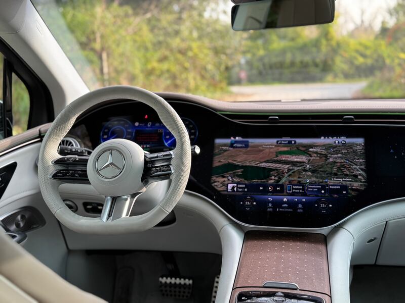 Mercedes EQE SUV: la gallery del SUV elettrico "hyper" lusso 18
