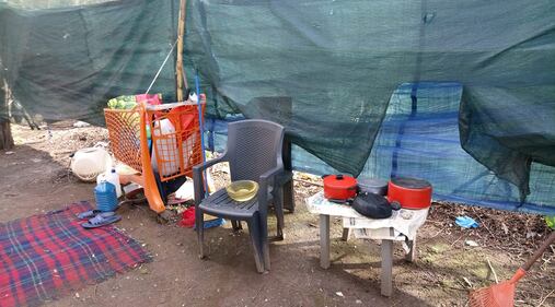 Degrado a Mostacciano tra migranti, rom e prostitute 6