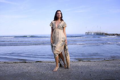 Mostra del Cinema di Venezia 2016, il red carpet sulla sabbia è sexy 20