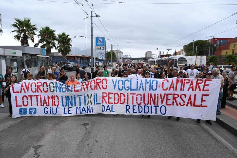 Rdc tafferugli Napoli 7 bis