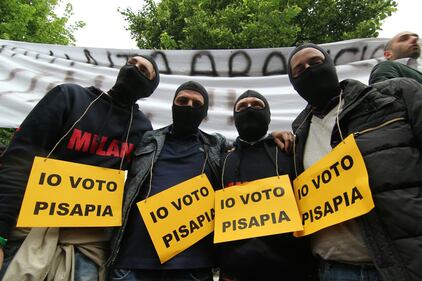 La Lega scende in piazza a Milano 2