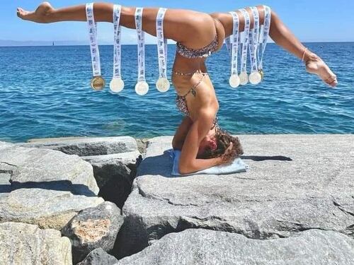 Dalle gambe di Linda Cerruti alle devianze italiche: le sette parole della settimana