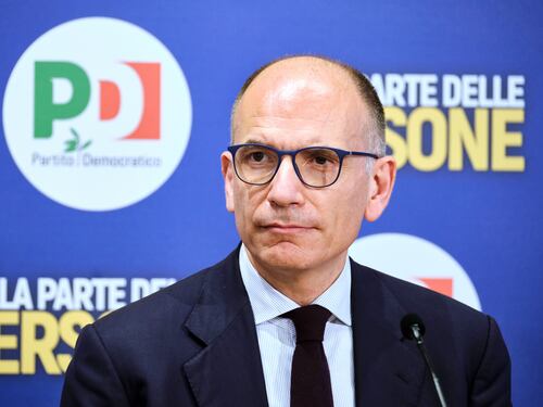 Letta non molla e fa il simpatico: "Solidarietà a quell'1% più ricco d'Italia"