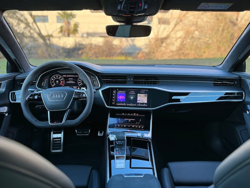 Audi RS6 Performance: guarda la gallery della super station wagon da 630 CV 15