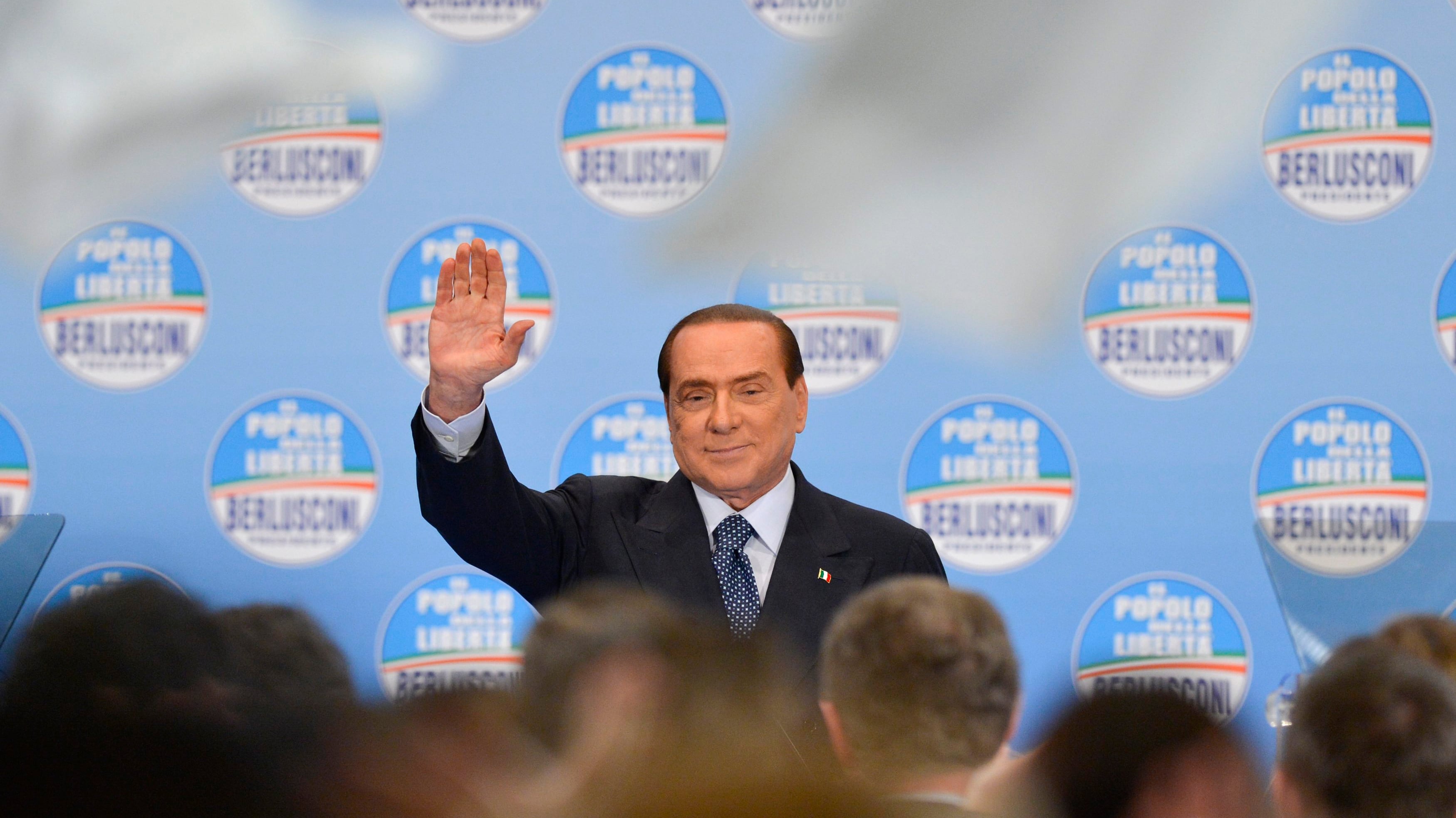 Berlusconi: "Restituiremo l'Imu agli italiani"