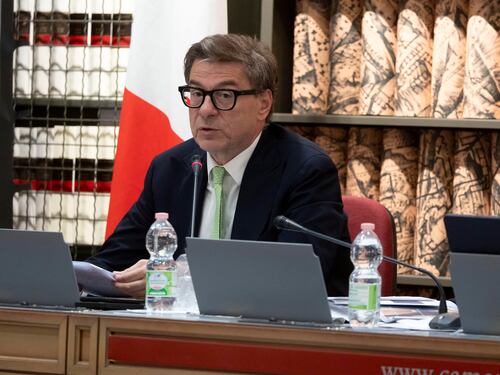 Giorgetti avverte l’Ue: “Nuova flessibilità per aiutare le famiglie, se dice no sbaglia”