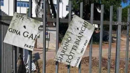 Raid fascista? No, targa rotta dai lavori