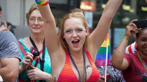 La proposta di Sgarbi: "Altro che il Gay Pride facciamo il Gnocca Pride"