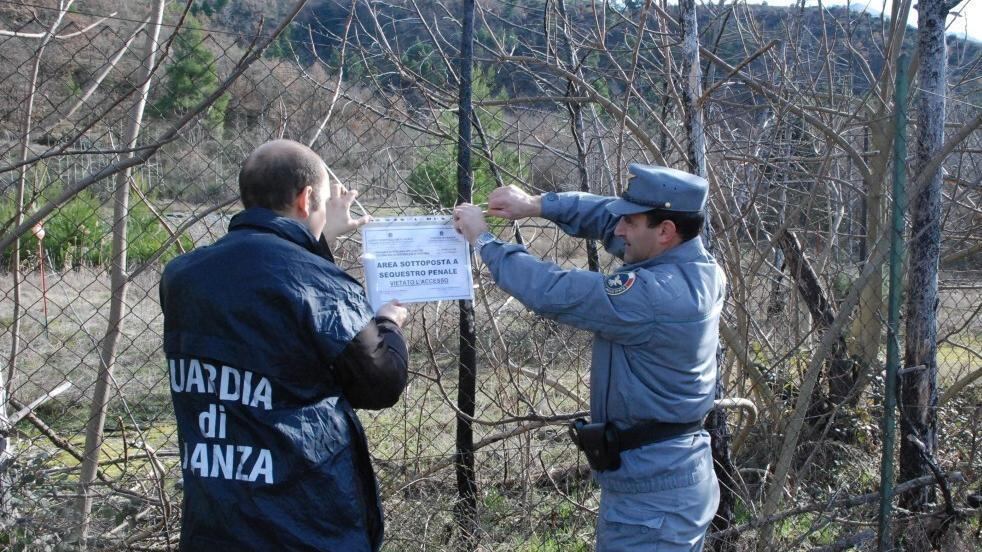 Acqua avvelenata dai rifiuti: l'hanno bevuta in 700mila