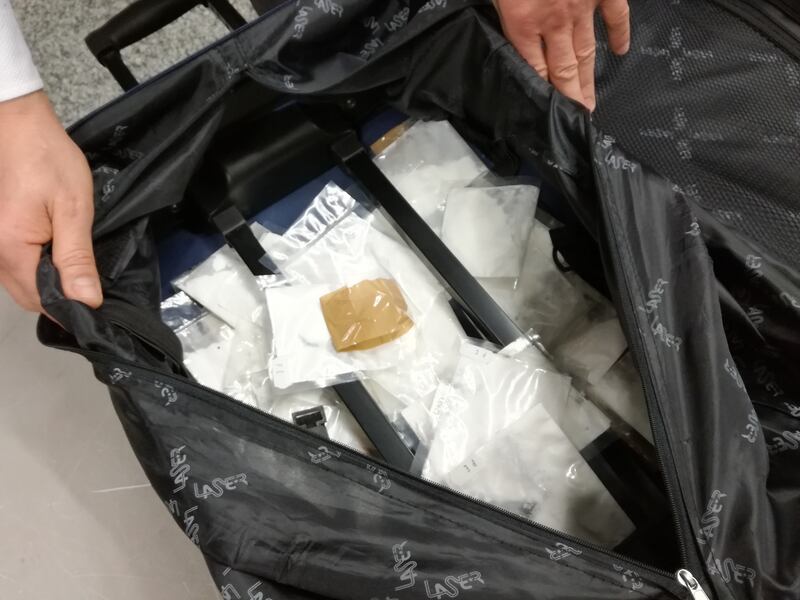 Malpensa, lotta al traffico di droga 6