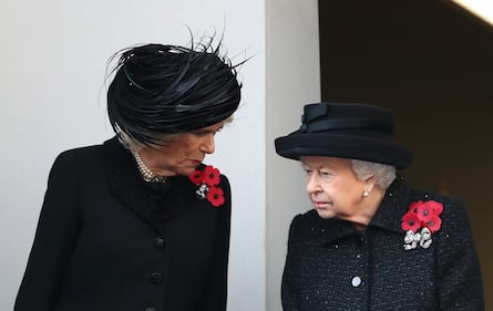 La Regina Elisabetta II, Camilla Parker Bowles e Kate Middleton al Remembrance Day: foto 4