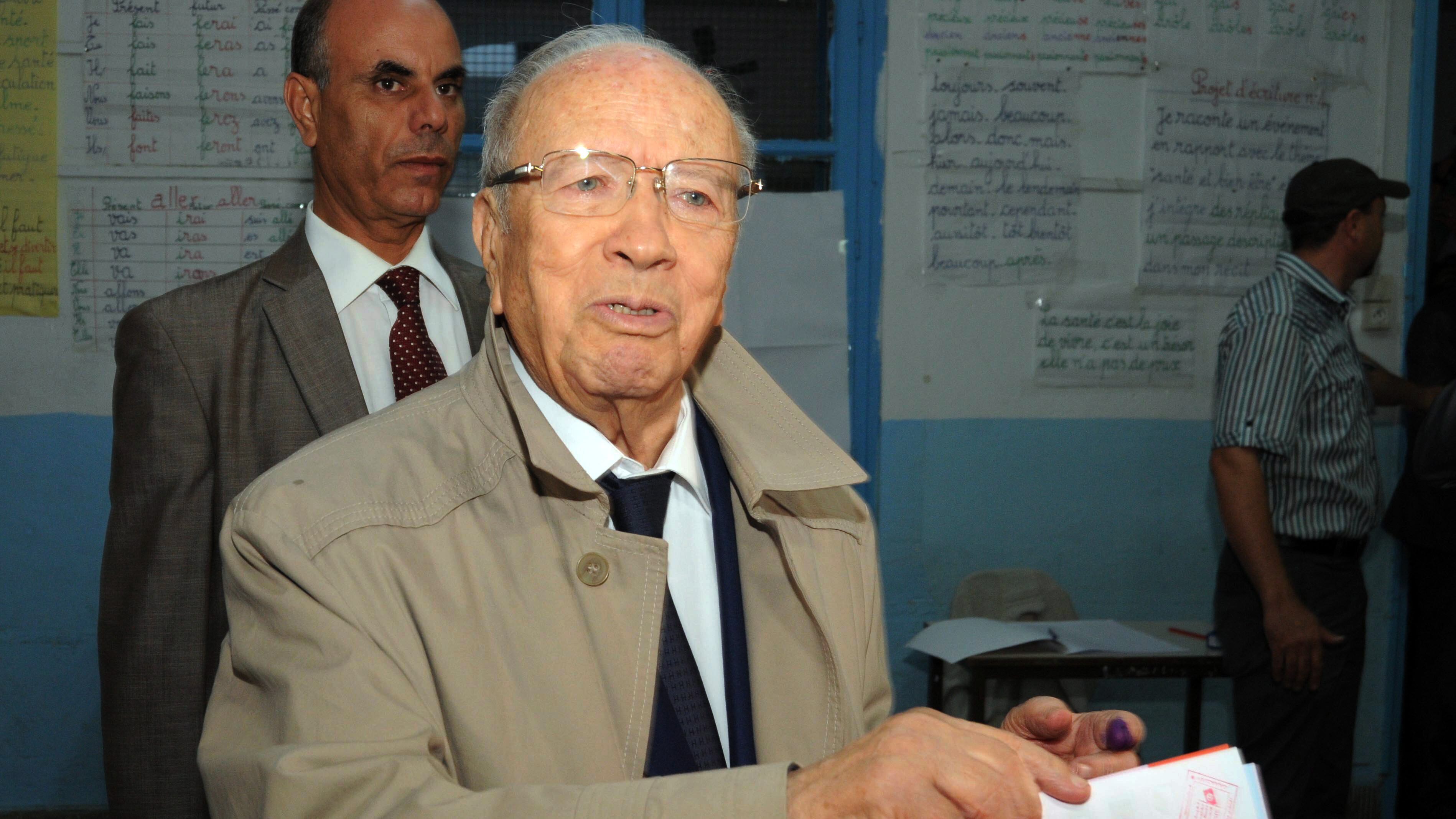 Elezioni in Tunisia, i laici di Nidaa Tounes sono avanti negli exit poll
