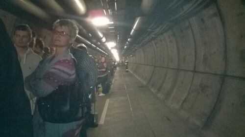Treno bloccato sotto la Manica 1