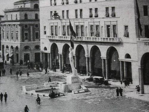 Brescia, il sindaco Pd butta via la statua che piaceva al Duce