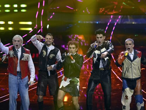 Sanremo 2024: ecco il look della terza serata del Festival dei Bnkr44