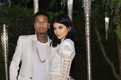 Kylie Jenner topless sui social 26