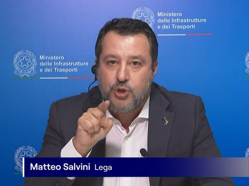 "Tribunale come un centro sociale". Affondo di Salvini contro i giudici pro-migranti