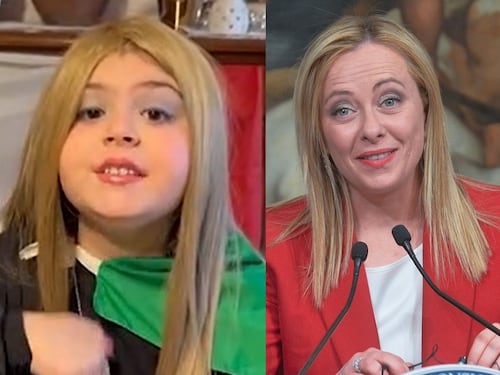 Bimba si maschera da Meloni. E lei: "Preparati, tra 5 anni..."