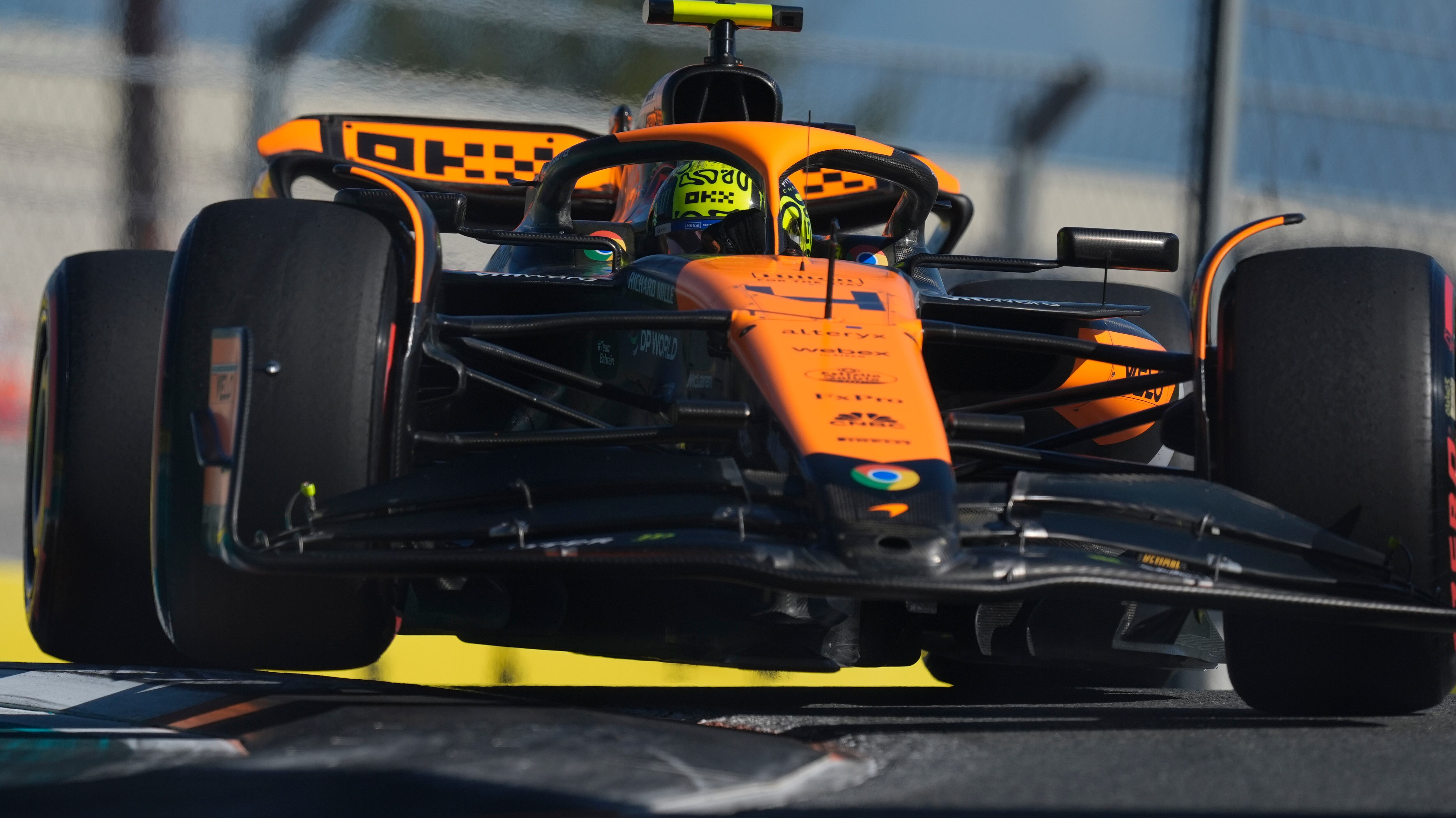 Red Bull, gara no. Ma la Ferrari non ne approfitta