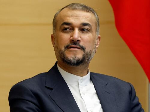 Dai pasdaran all'"Asse della resistenza": chi è il ministro precipitato con Raisi
