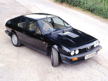 Alfa Romeo GTV6, guarda la gallery 16